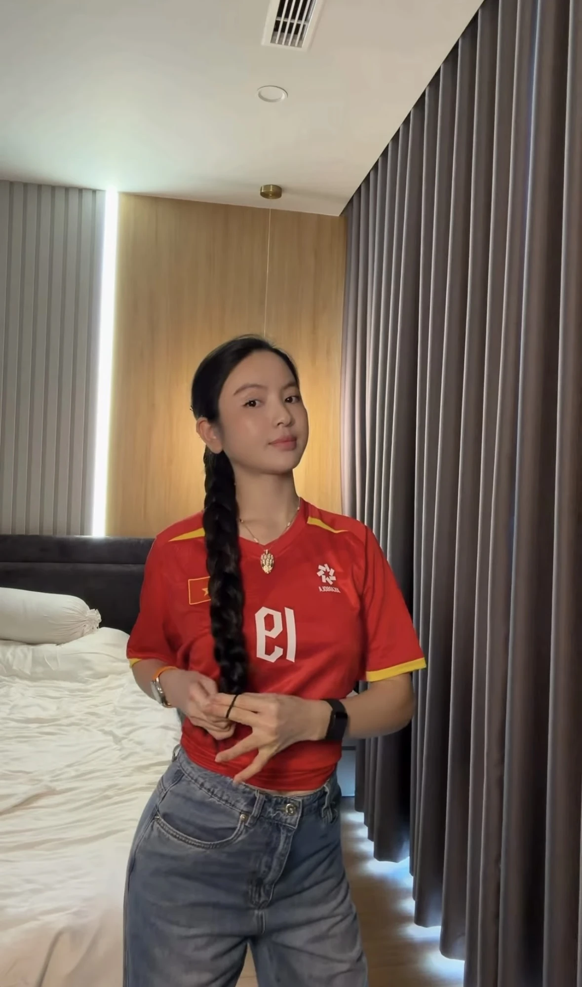 Camera tóm trọn khoảnh khắc chân thực của Chu Thanh Huyền trên sân Mỹ Đình - Hình 3