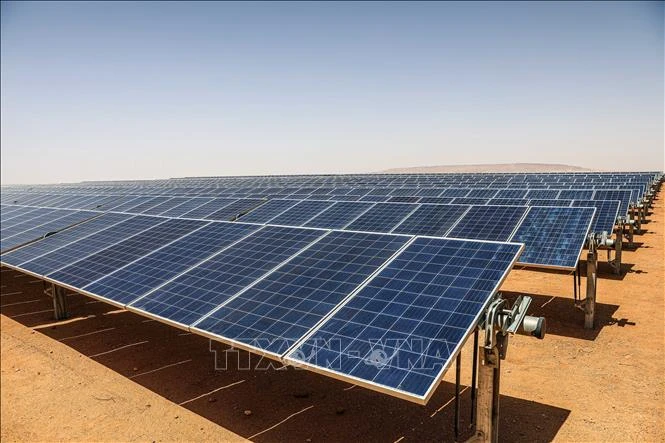 EU tăng tốc phát triển pin lưu trữ để giảm lãng phí điện gió và điện Mặt Trời - Hình 1
