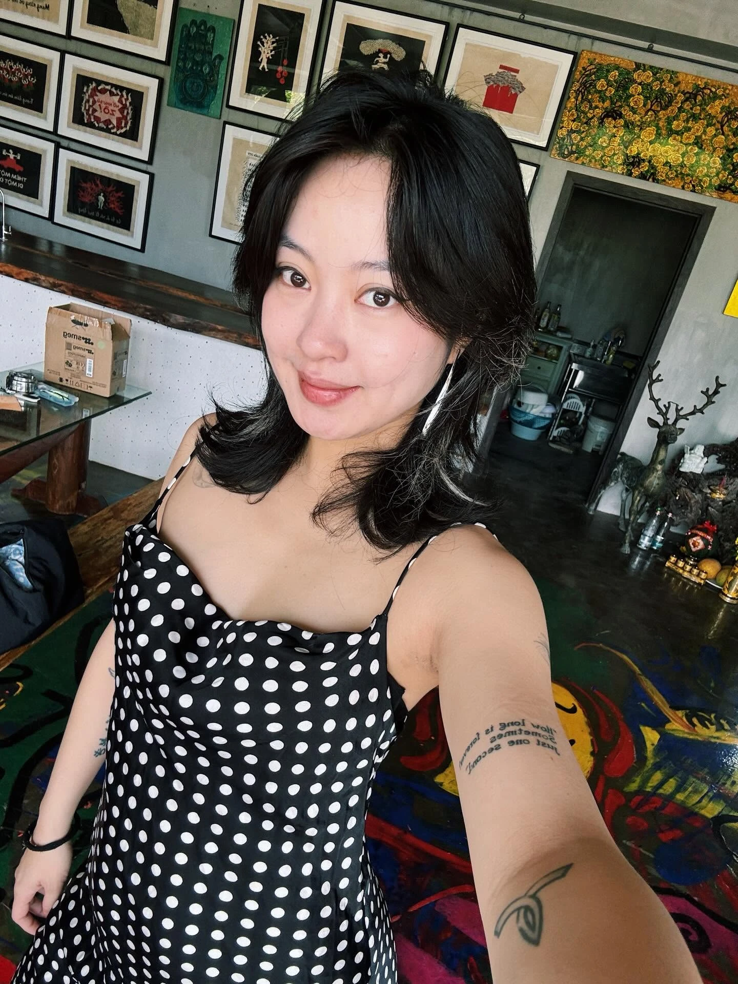 Mẹ của mỹ nhân Hà Nội từng phủ sóng bìa tạp chí 20 năm trước: Mã gen quá đỉnh - Hình 1