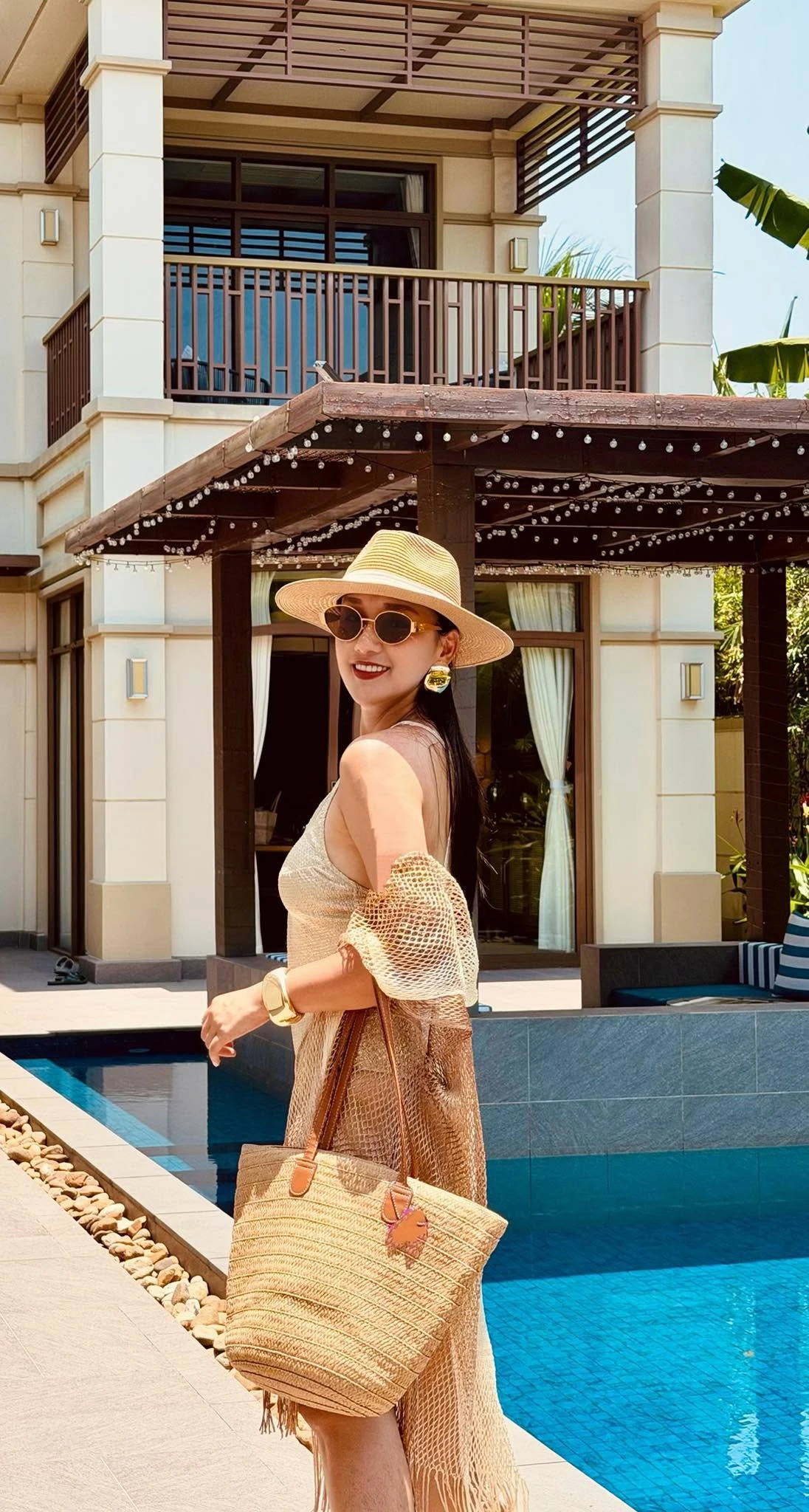 Nữ diễn viên là người đẹp Phụ nữ thế kỷ 21 có BST kim cương hàng trăm tỷ, được chồng nuôi 17 năm - Hình 2