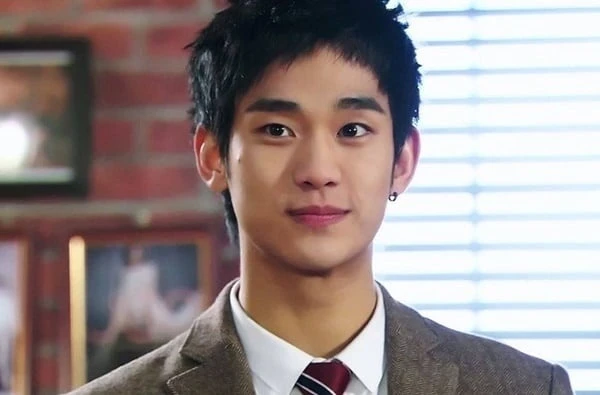 Kim Soo Hyun không biết xấu hổ - Hình 4