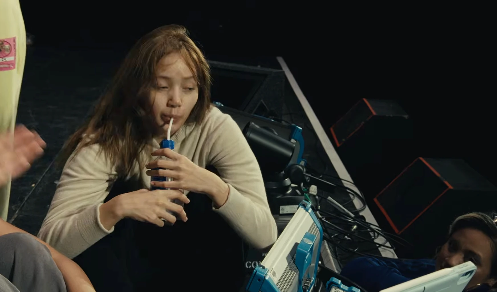 1 phút 19 giây bóc trần góc khuất của Lisa (BLACKPINK) - Hình 5