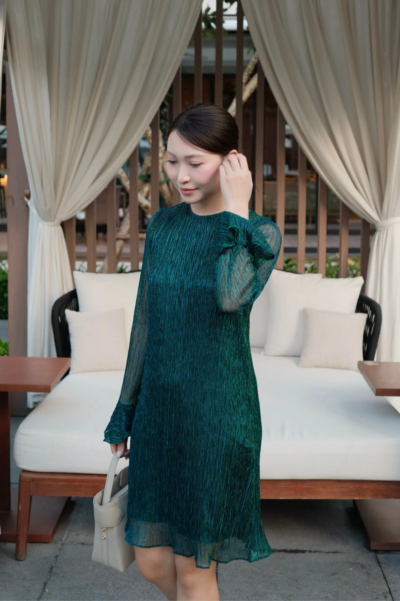 Đầm suông phóng khoáng, tôn dáng tự do - Hình 2