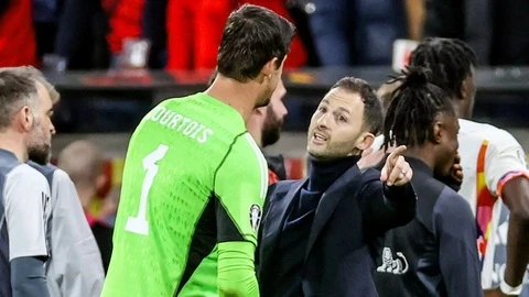 Thibaut Courtois: Biểu tượng phức tạp của ĐT Bỉ - Hình 2