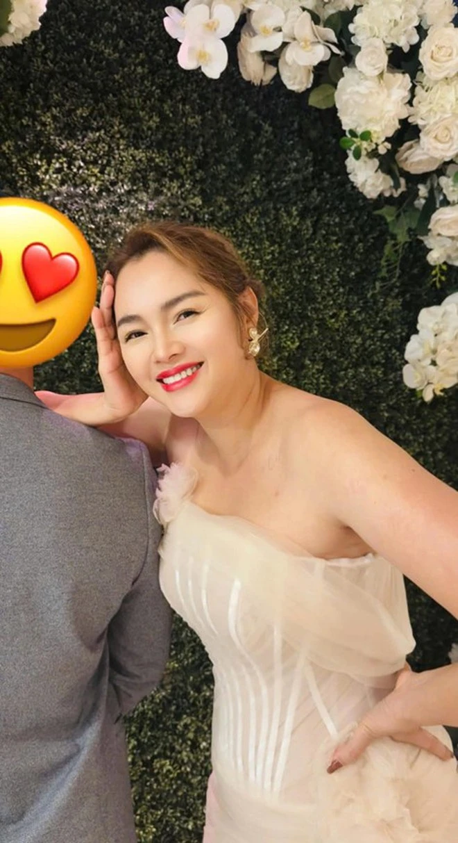 Á hậu Vbiz từng bán cá khô nuôi 5 con: Mua penthouse hơn 10 tỷ, 2 lần cưới hụt - Hình 10