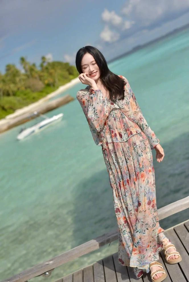 Tận mắt thấy nhan sắc Trần Kiều Ân ngoài đời mà ngớ cả người - Hình 1