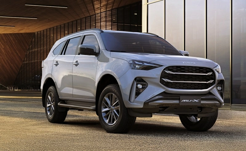 Top 10 xe ô tô bán chậm nhất tháng 8/2026 tại Việt Nam: Isuzu mu-X bất ngờ đội sổ - Hình 1