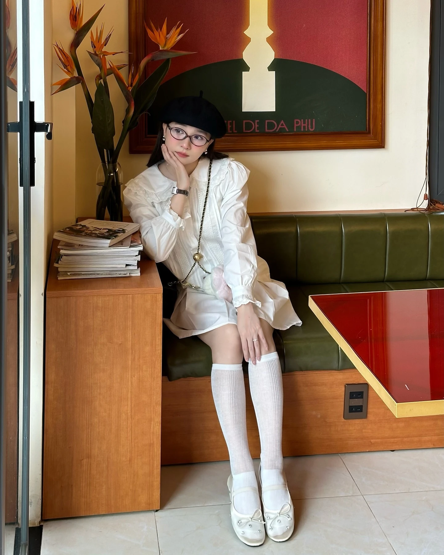 Mũ newsboy sành điệu, tăng khí chất cho những chuyến du lịch xa - Hình 8