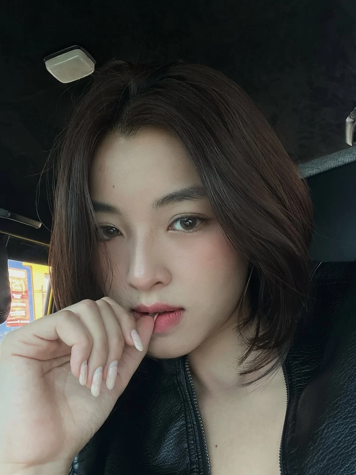Nàng thơ Em và Trịnh tuổi 28 rạng rỡ, kể hôn nhân bên chồng nhạc trưởng - Hình 10