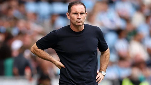 Thảm họa Frank Lampard tại Ngoại hạng Anh - Hình 1