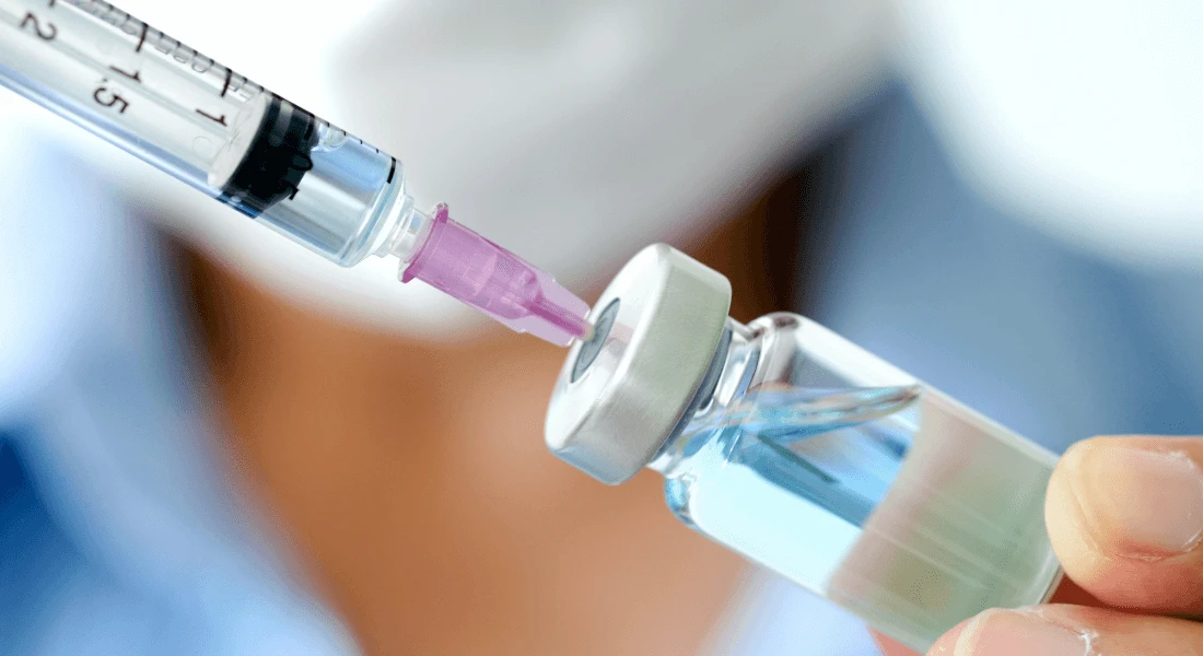 Tiêm vaccine: Phòng bệnh, giảm nguy cơ biến chứng nặng và tử vong - Hình 1