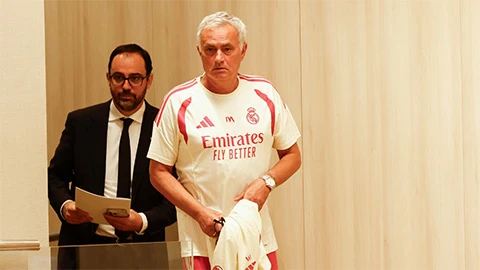 Canh bạc được ăn cả của Mourinho tại Real Madrid - Hình 1