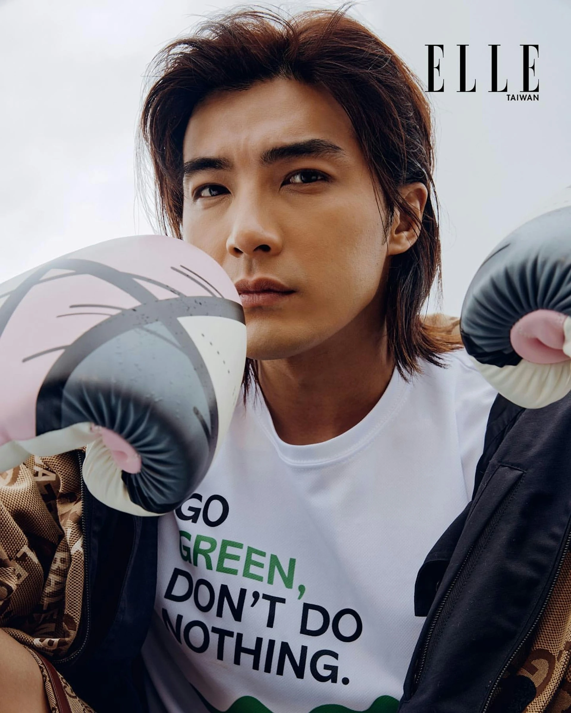 Hết đường cứu vãn cho hoàng tử showbiz lộ clip phản bội vợ ngay đầu năm mới, lại còn gây chuyện lớn suýt đi tù - Hình 1