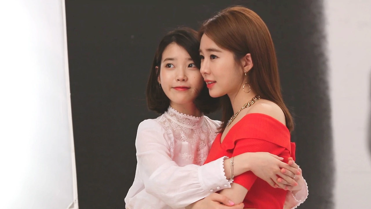 Mỹ nhân được ca sĩ số 1 showbiz làm điều ngoại lệ: Nhan sắc 20 năm không già, cất giọng là được yêu - Hình 4