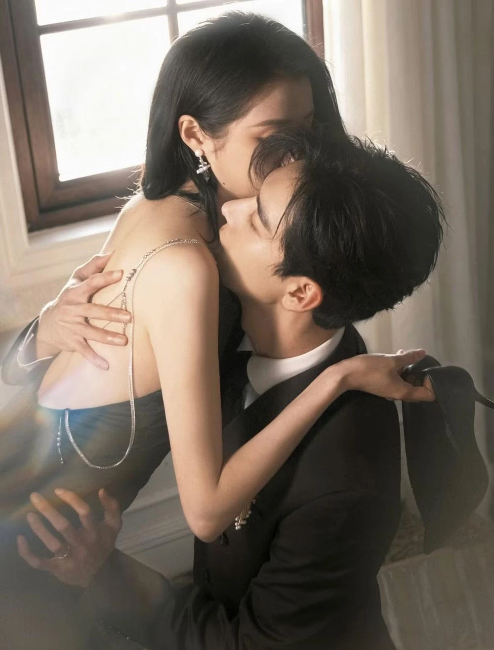 Tiểu hoa đán rũ bỏ hình tượng - Hình 3