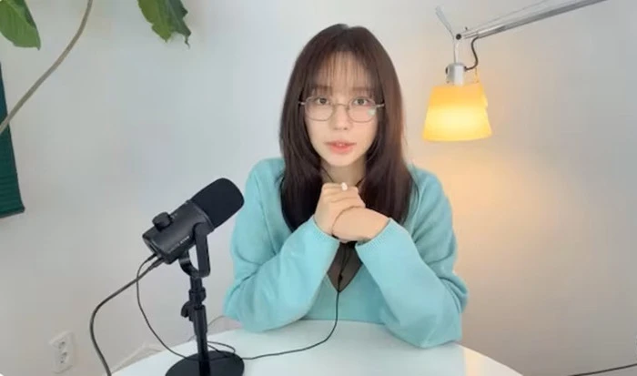 Yoon Eun Hye: Tôi đổ mồ hôi, khó thở khi ở đám đông - Hình 1