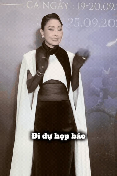 Kiều nữ Vbiz mang 2 chiếc nhẫn kim cương khổng lồ chói cả mắt, U55 mà đẹp sang ai cũng phải ngoái nhìn - Hình 1