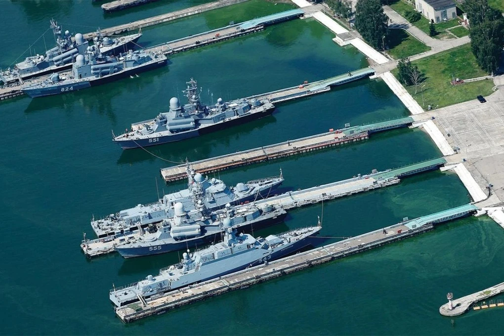 Nga cảnh báo kịch bản NATO phong tỏa Kaliningrad, cô lập St. Petersburg - Hình 1