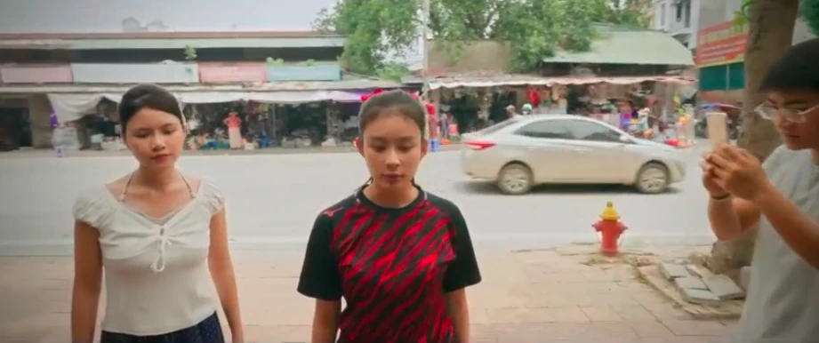 Đội bóng nữ làng Xuân - Tập 5: Muốn giúp Đào nhưng Minh càng làm mọi chuyện tệ hơn - Hình 15