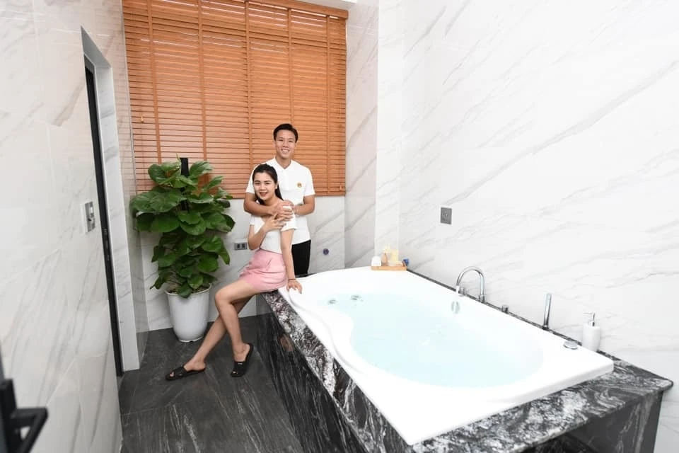 Căn nhà ở quê của vợ chồng Quế Ngọc Hải - Hình 5