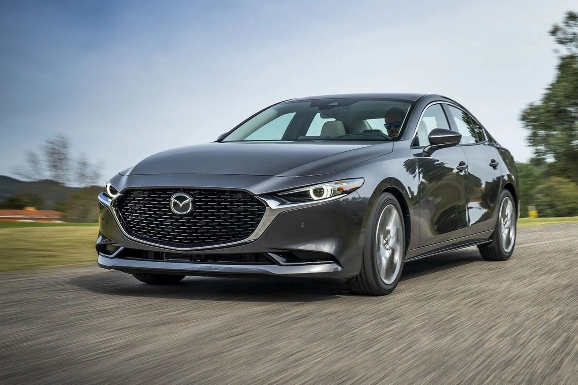 7 lỗi trên xe Mazda3 từng bị người dùng khiếu nại, khách mua ô tô cũ cần biết - Hình 1