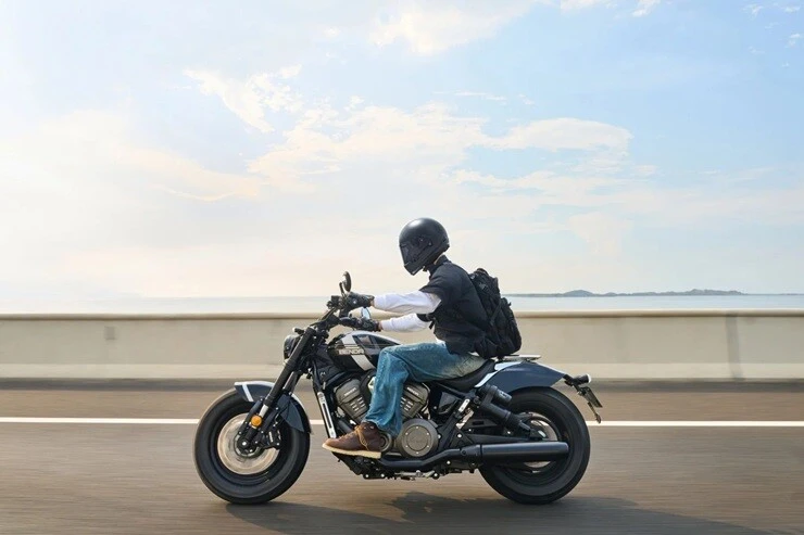 Benda Rock 707 ra mắt: Cruiser 73 mã lực, treo khí nén, giá gần 300 triệu đồng - Hình 4