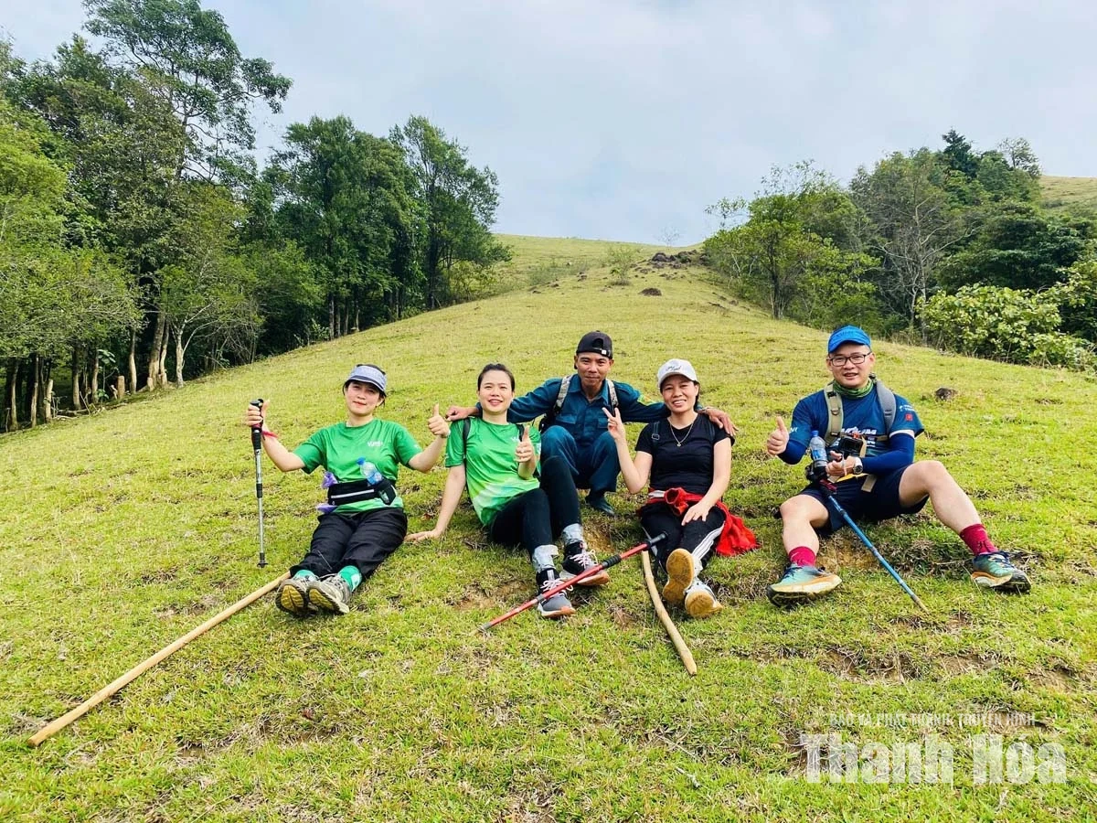 Đánh thức các cung đường trekking xanh giữa đại ngàn - Hình 1