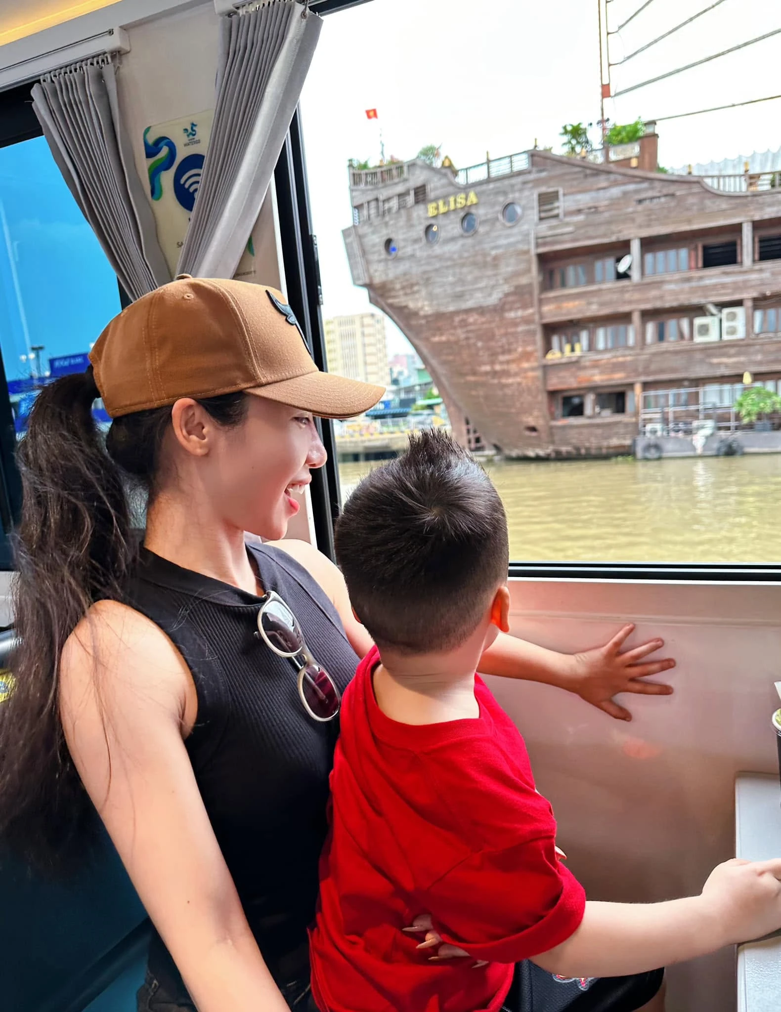 Nữ ca sĩ Vbiz làm mẹ đơn thân: Từ Pháp trở về Việt Nam, từng tính làm nail để mưu sinh - Hình 4