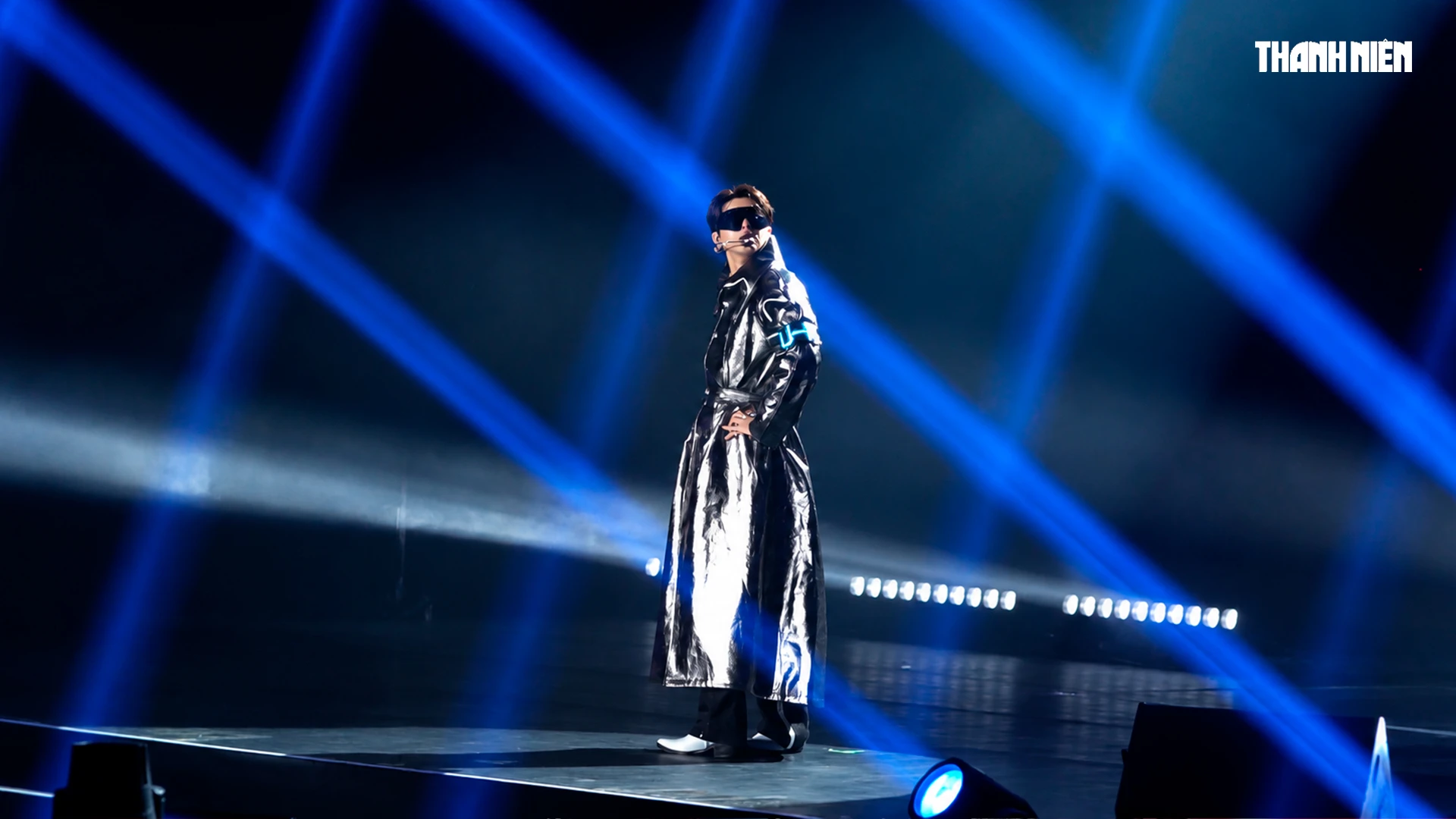 U-KNOW (TVXQ) đốt cháy sân khấu TP.HCM, bật mí điều bất ngờ cho fan Việt - Hình 6