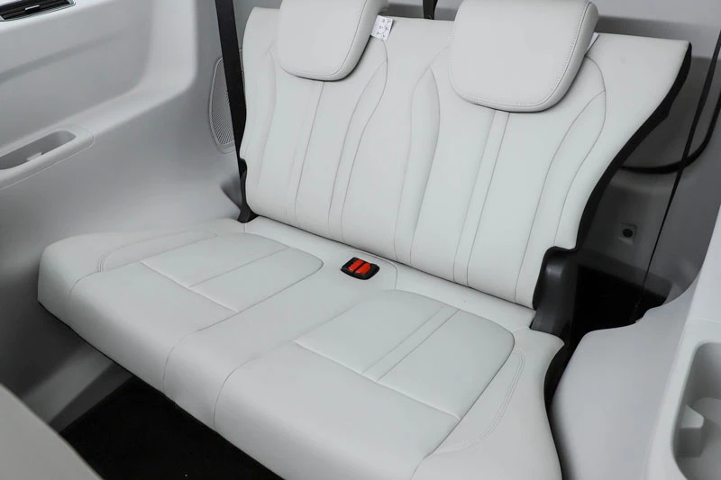 Xe MPV 7 chỗ mạnh 184 mã lực, giá hơn 400 triệu đồng - Hình 8