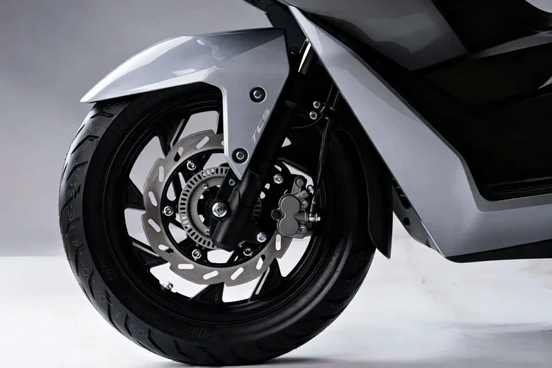 Xe tay ga hybrid 150cc, trang bị nhỉnh hơn Honda SH, giá hơn 50 triệu đồng - Hình 6