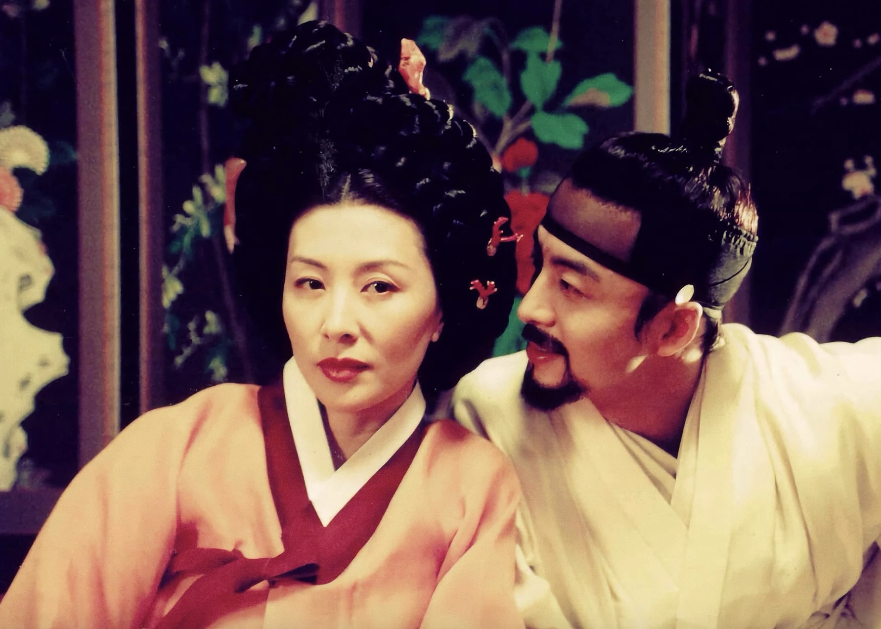 Son Ye Jin không đủ trẻ đẹp! - Hình 3