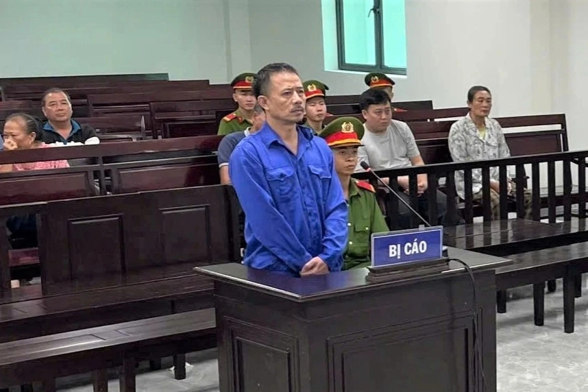Bị tát 2 lần, người đàn ông nhặt kéo đâm bạn trọ tử vong - Hình 1