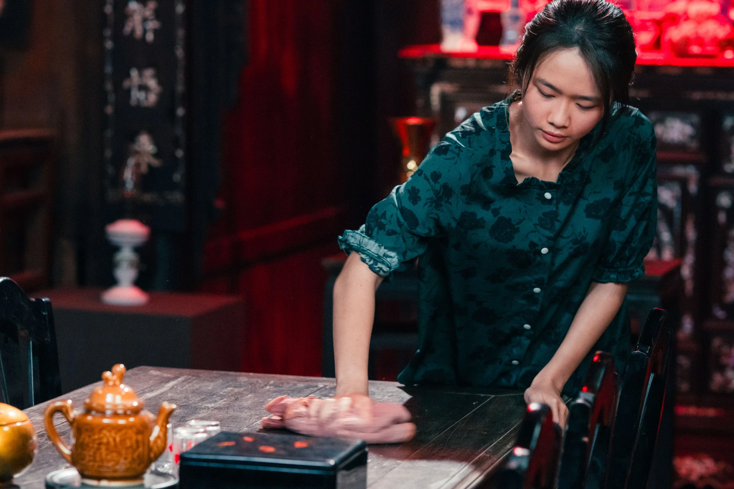 Đời thường gợi cảm của cô gái quê trong phim kinh dị Việt đang gây chú ý - Hình 1