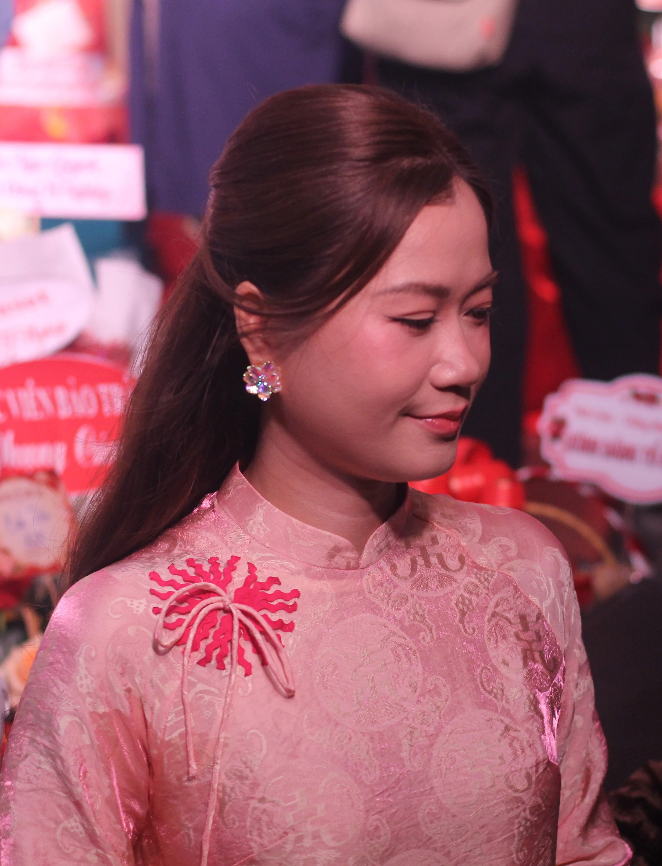 Kim Tử Long, Lâm Vỹ Dạ giản dị dâng hương dịp giỗ Tổ sân khấu - Hình 9