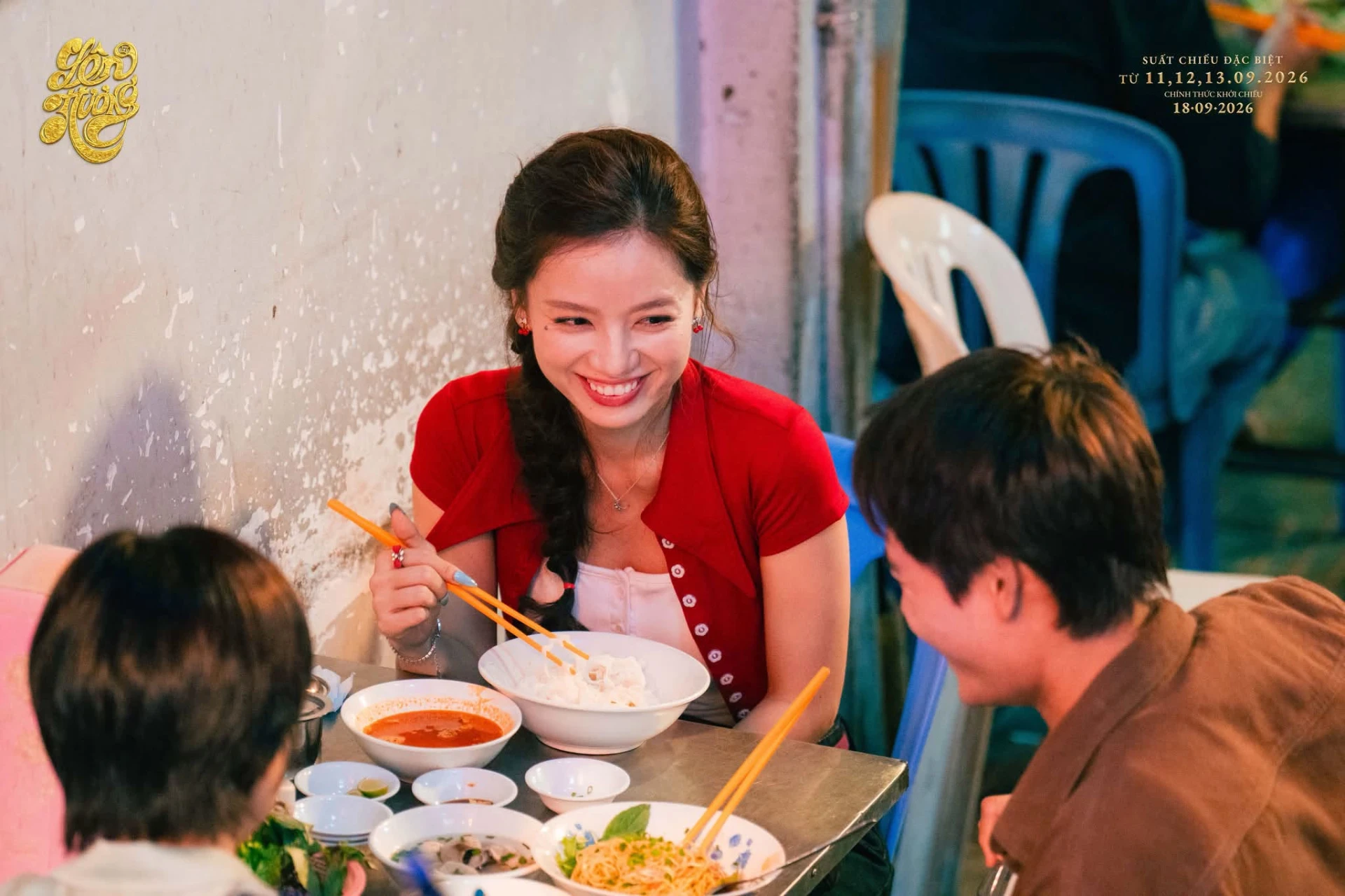 Xuất hiện chị Hằng miền Tây đẹp tê tái, ăn gì mà hút hồn thế nàng ơi! - Hình 9