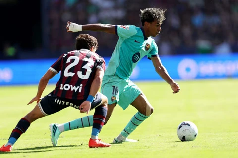 Yamal lập thêm kỷ lục tại Barca - Hình 2