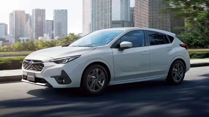 Đối thủ của Toyota Corolla Cross có thay đổi quan trọng - Hình 3