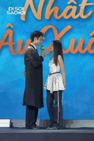 Hứa Khải - Châu Dã không lỗ hổng visual xuất hiện tại Việt Nam, tình tứ không chút ngại ngùng trước rừng camera - Hình 7