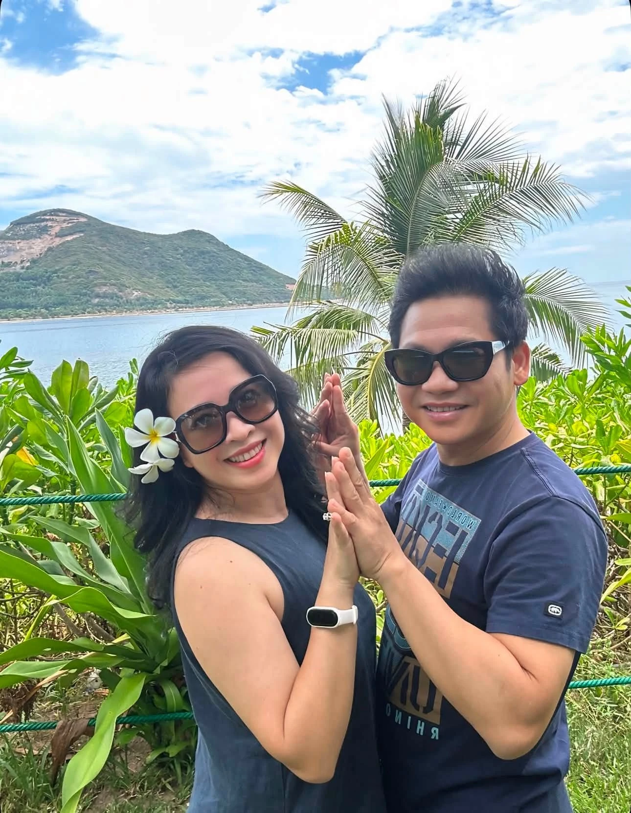 Ông hoàng nhạc đỏ đình đám bán đặc sản thịt dê ở đường Hàn Thuyên, Hà Nội - Hình 6