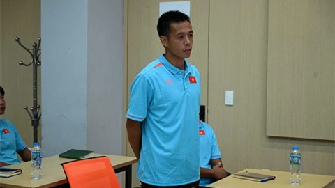 Văn Quyết chuyển hướng làm HLV - Hình 1