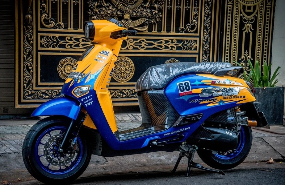 Xe ga cho mẹ đi chợ Honda Giorno độ cực chất, tiền đồ chơi đắt ngang giá xe - Hình 1