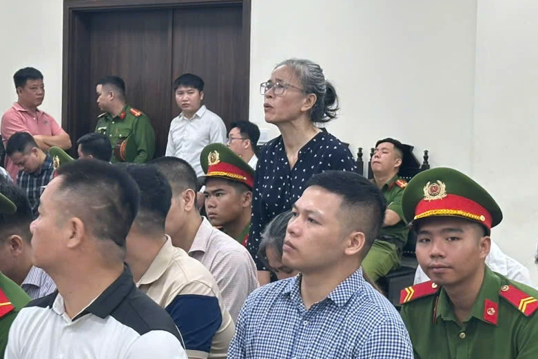 Cựu chi cục trưởng khai về chủ trương nhận tiền chi phí ngoài từ doanh nghiệp - Hình 1