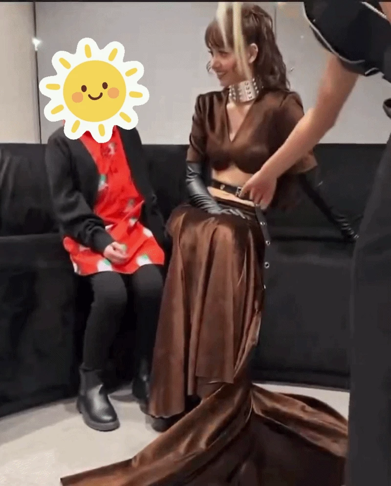Lisa (BLACKPINK) nằm không cũng dính đạn, bị cuốn vào drama vì đoạn video thái độ 14 giây - Hình 1