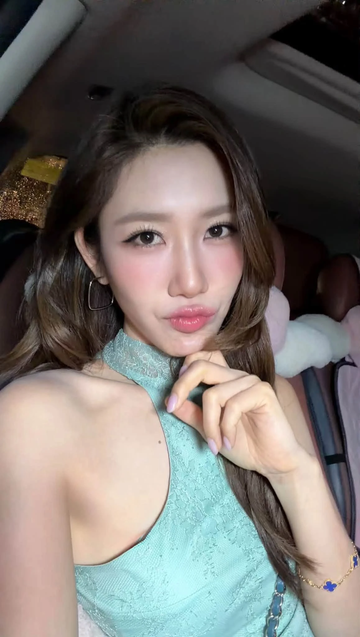 NSND Phạm Phương Thảo làm duyên trong vườn bưởi, Sơn Tuyền U70 chăm chạy bộ - Hình 10