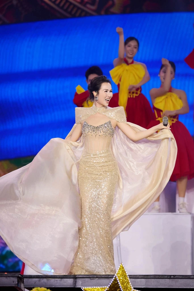 Thu nhập của giảng viên Nhạc viện đắt show bậc nhất Việt Nam - Hình 8