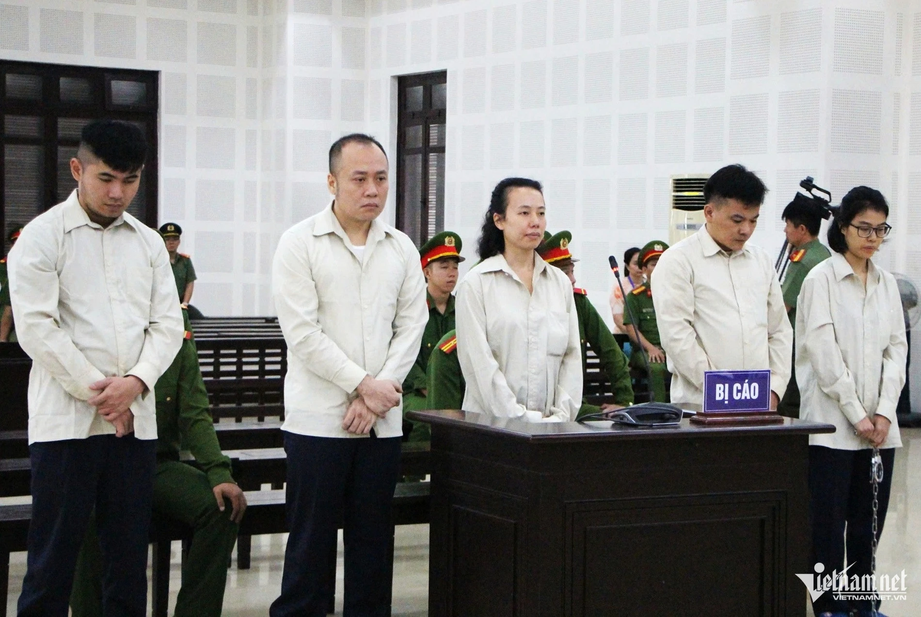 Tổng giám đốc GFDI mở chi nhánh để vớt vát thua lỗ chứng khoán - Hình 1