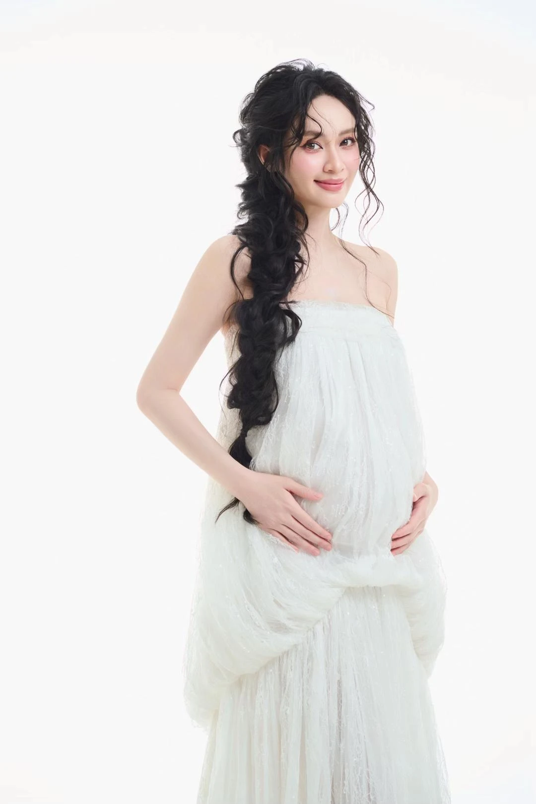 Vũ Thuý Quỳnh được thiếu gia Đức Phạm dành đặc quyền khi bầu bí - Hình 5