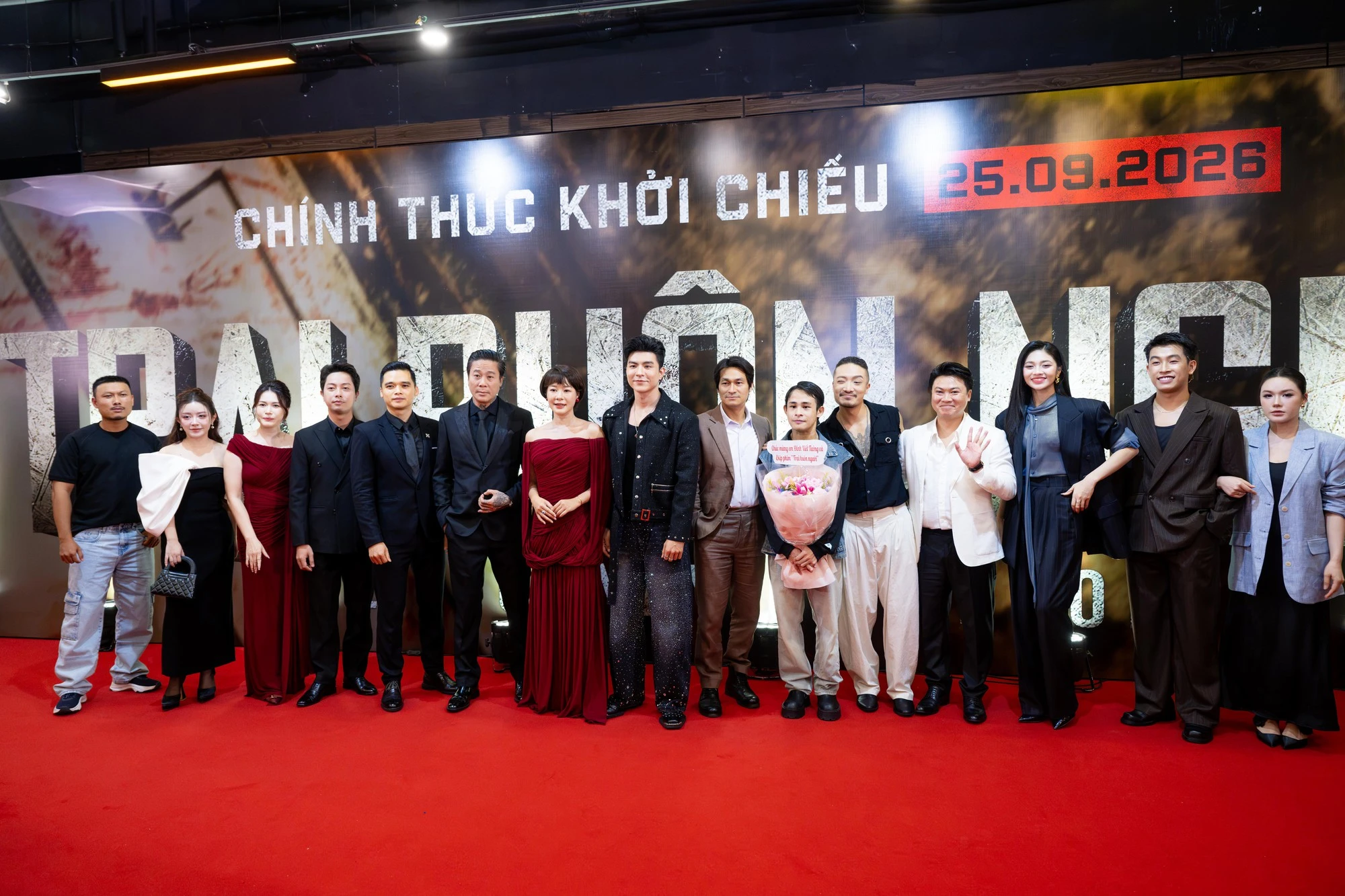 Đoàn Văn Hậu - Doãn Hải My lộ diện sau ồn ào, đẹp nức nở dùng kính lúp soi cũng không ra khuyết điểm - Hình 7