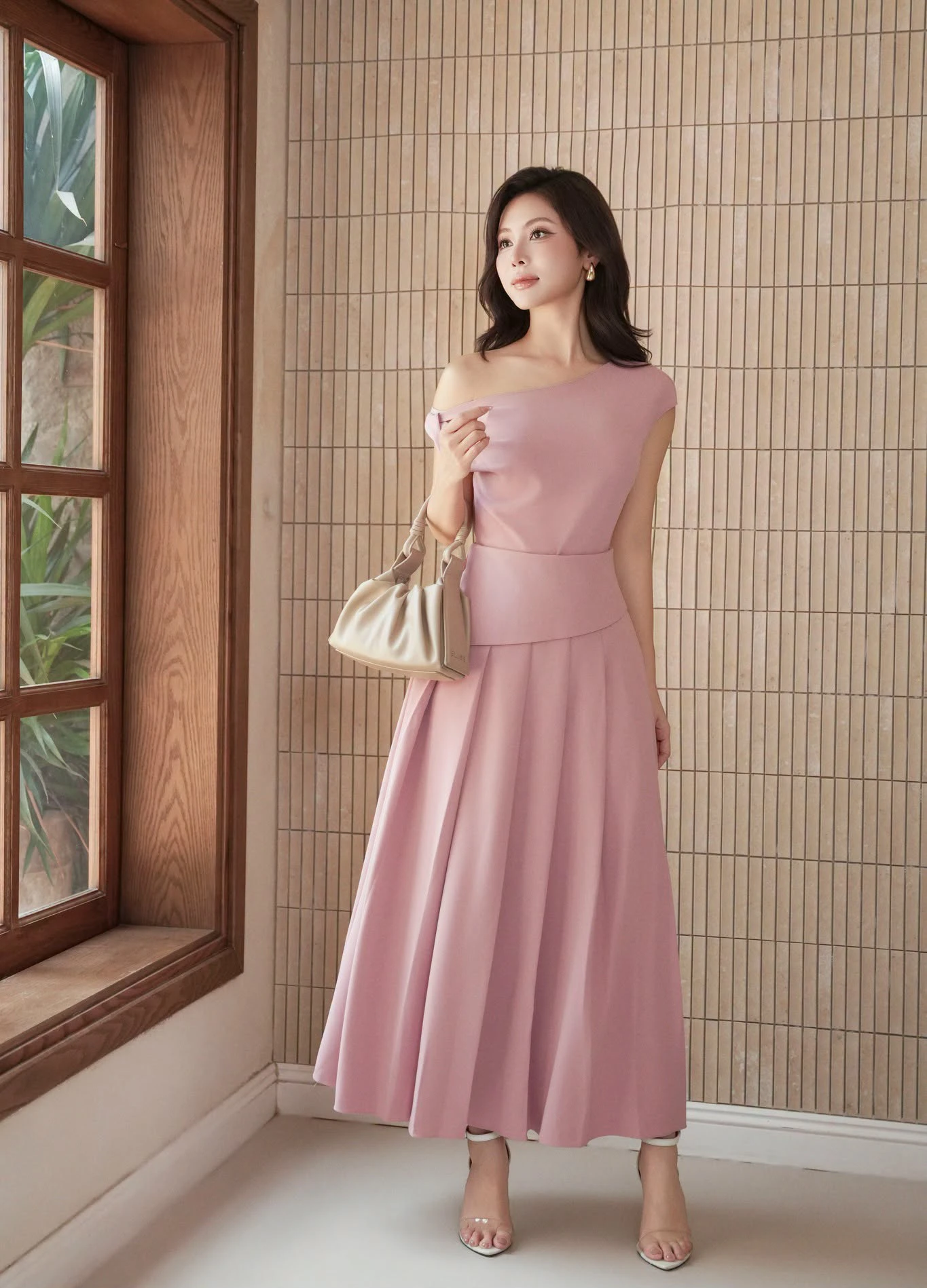 Đơn giản mà sang khi diện váy dáng dài cho mọi dịp - Hình 4